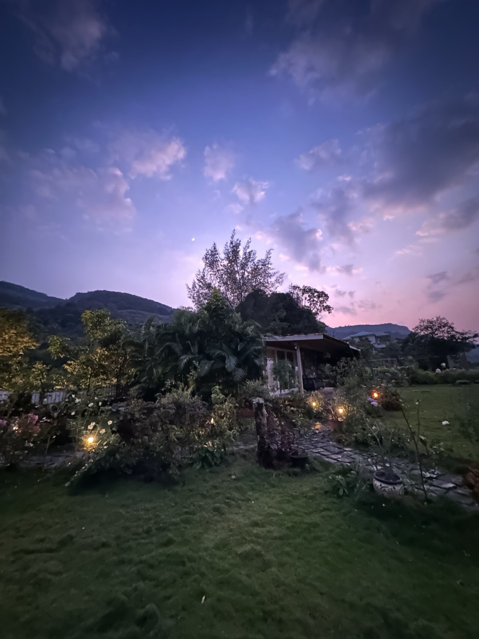Stargazing bonfire Kamshet Moonstone