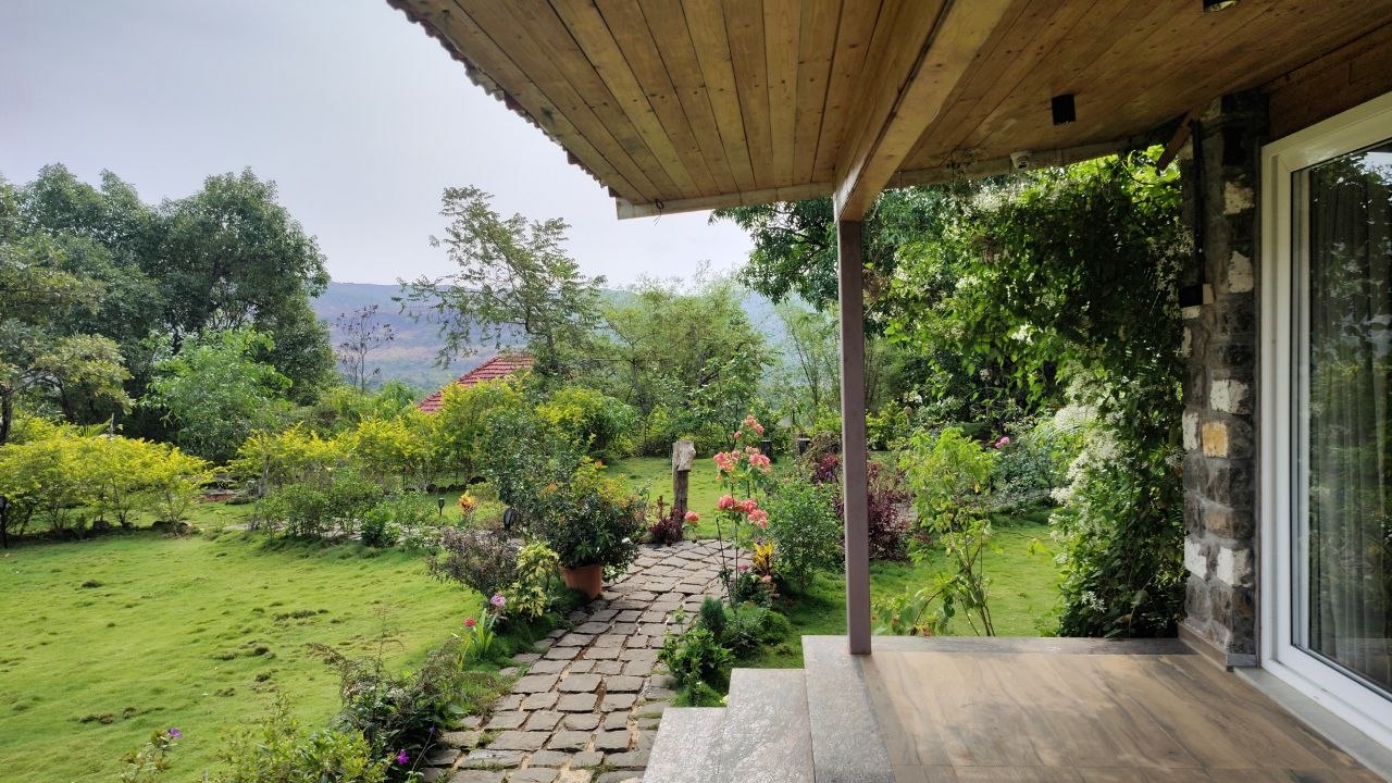 Babymoon stay near Pune Moonstone Cottage